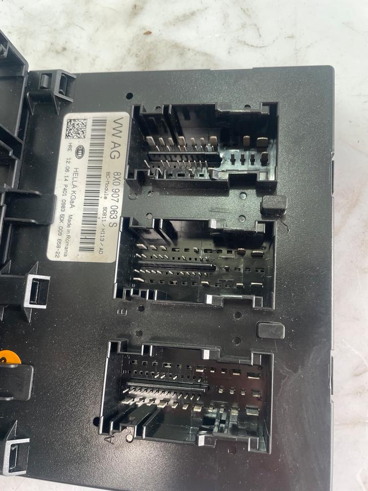 Audi Q3 8U Steuergerät Bordnetzsteuergerät 8X0907063S – Bild 3