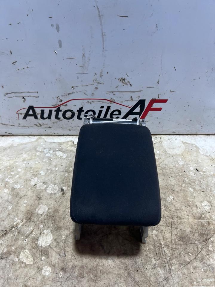 Audi A4 B9 8W Mittelarmlehne Armlehne 8W0864283A