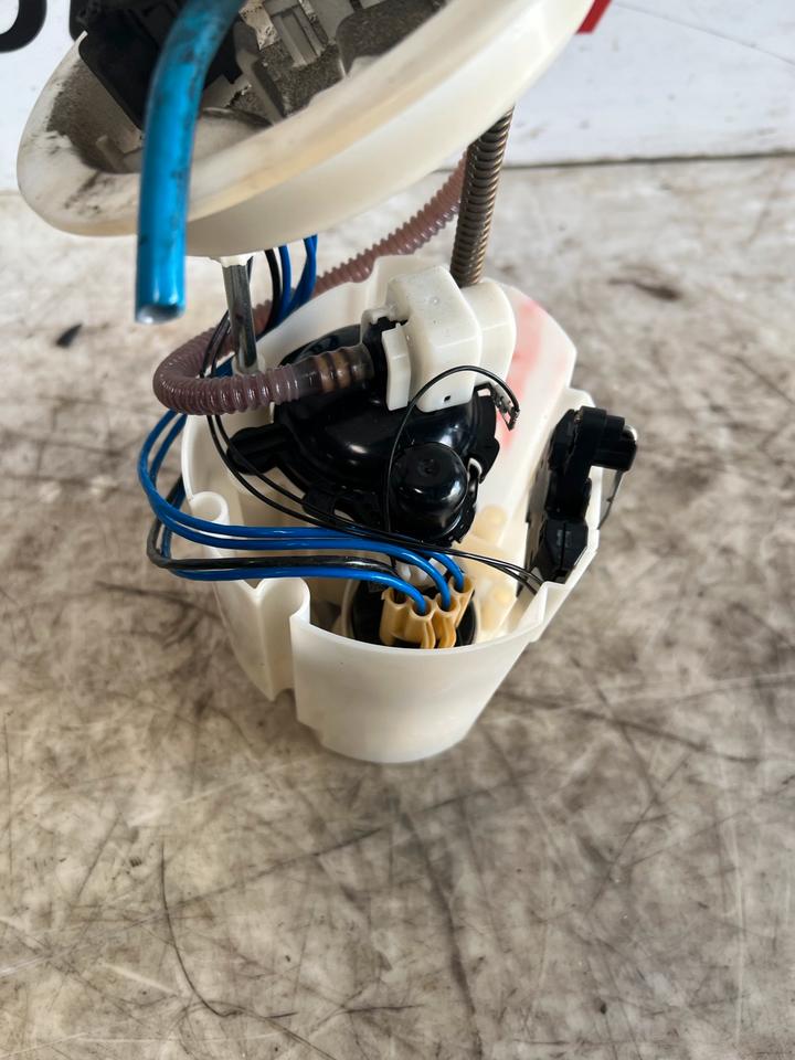 Mini Cooper S F56 Benzinpumpe Kraftstoffpumpe 7300477 – Bild 3