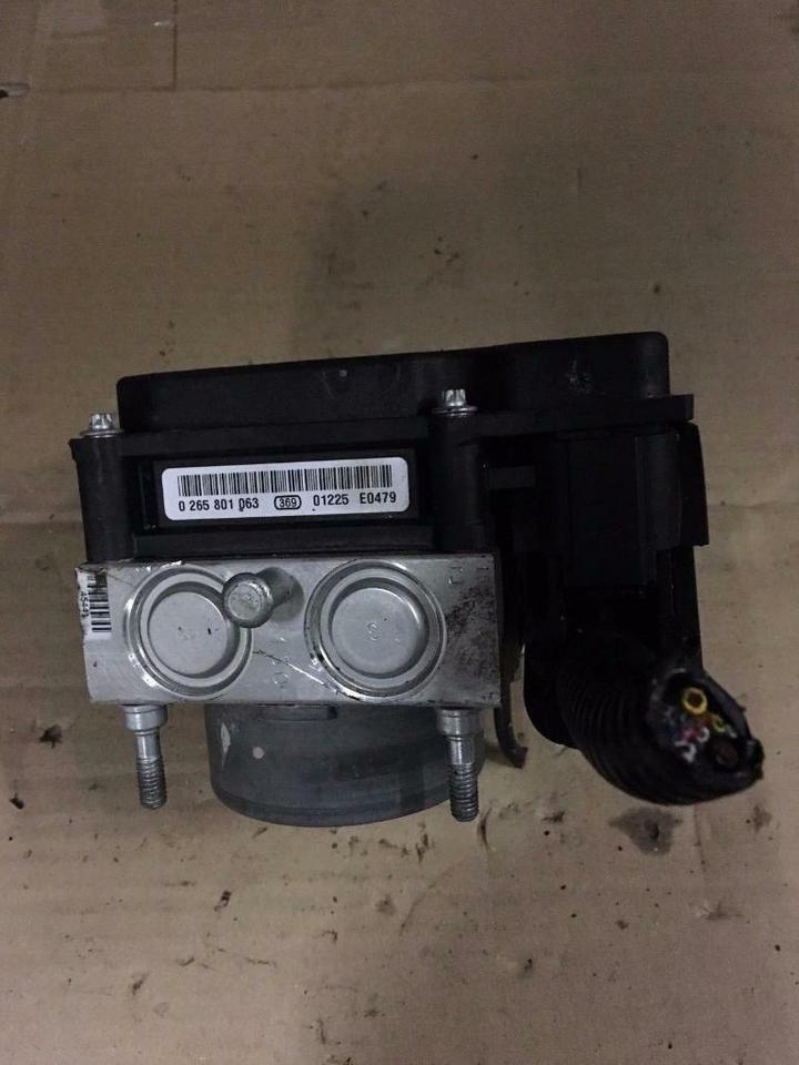 Nissan Micra K13 ABS ESP Steuergerät Hydraulikblock 0265801063 – Bild 3