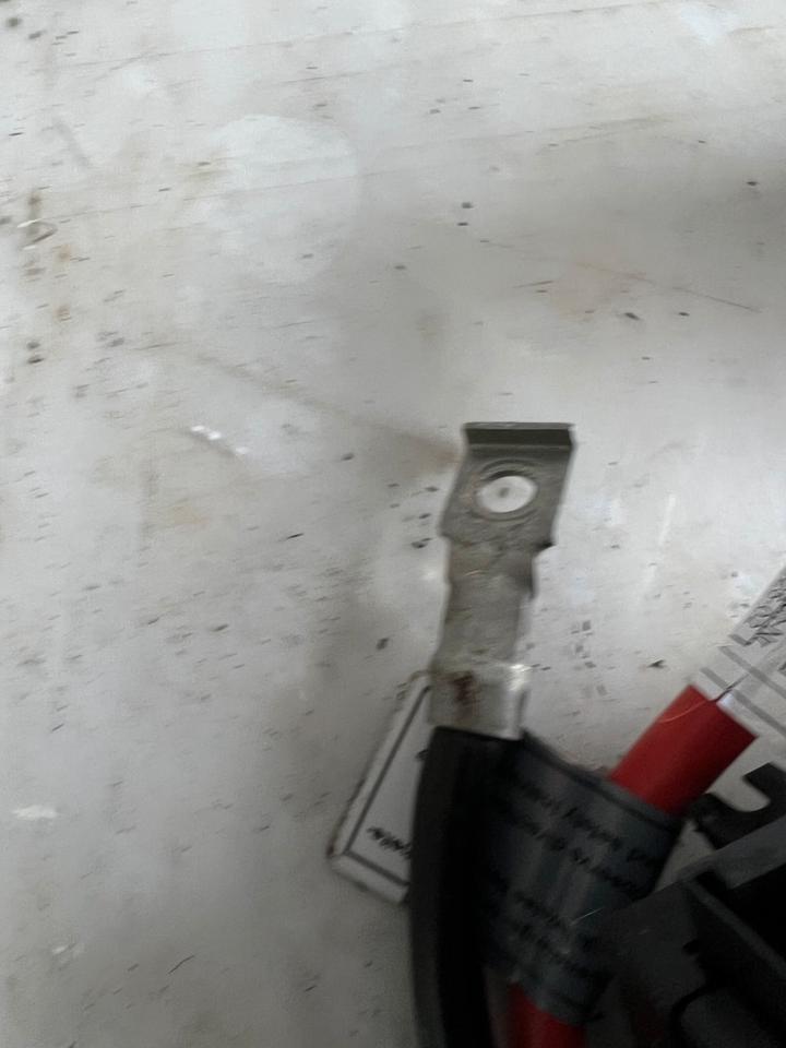 BMW 3er F30 F31 Stromverteiler Batterie 922775204 – Bild 4