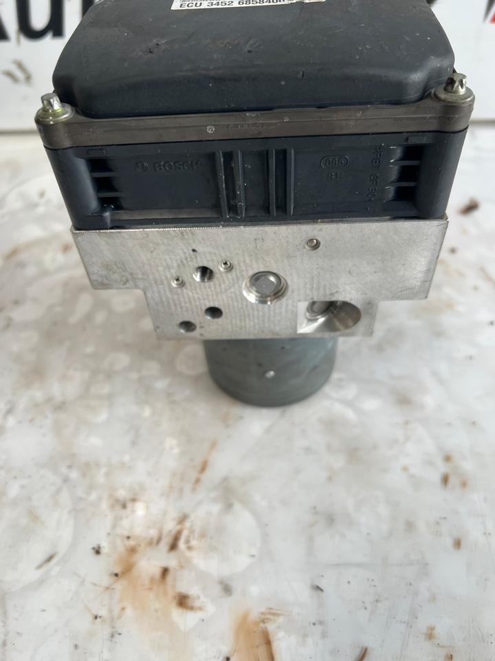 BMW 5er F10 F11 ABS Block Hydraulikblock 6858405 – Bild 3