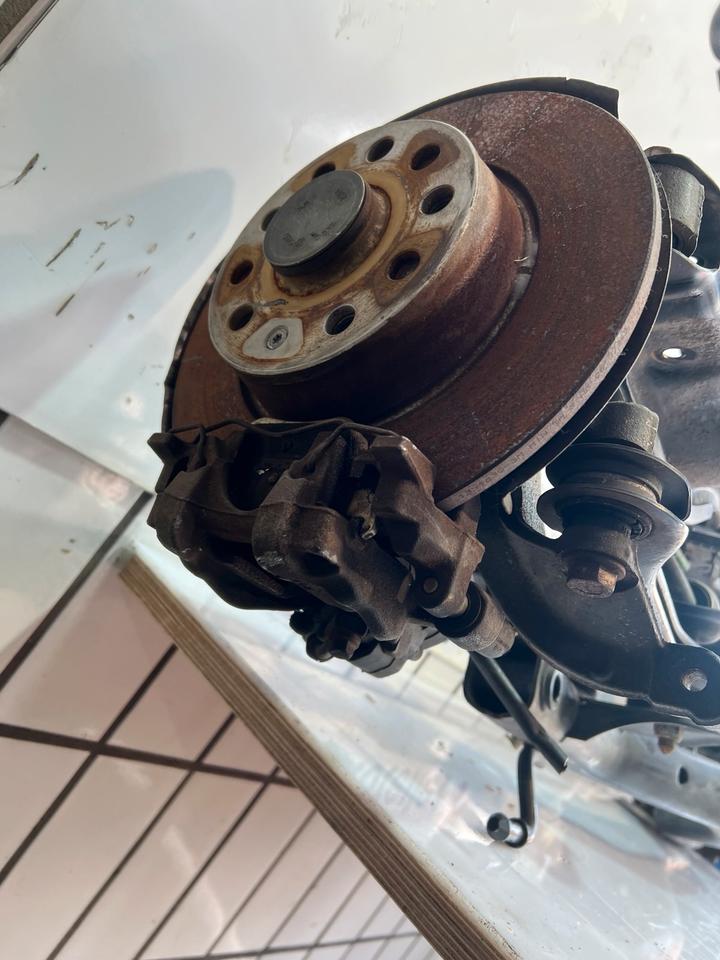 VW Audi Golf 7 VII A3 8V Hinterachse Achse Träger Hinten Komplett – Bild 6