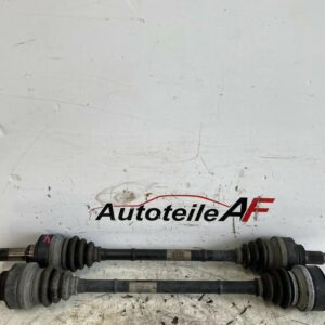 BMW 3er F30 F31 320d Antriebswelle Gelenkwelle Links 7597681