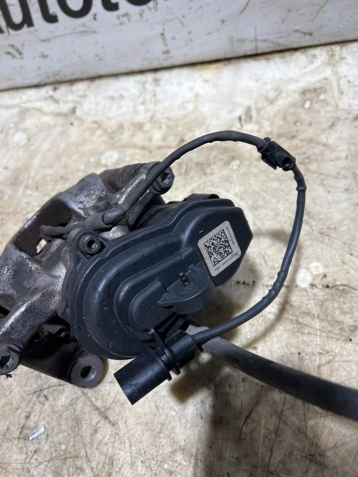 Audi A4 B9 8W Bremssattel Bremse Bremssättel Hinten 8W0615406AL – Bild 6