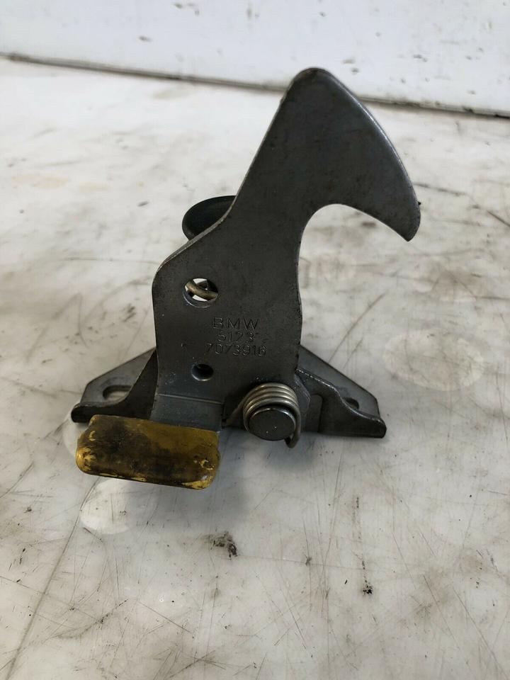 BMW 3er E90 E91 Motorhaube Haken Fanghaken 7073916 – Bild 2
