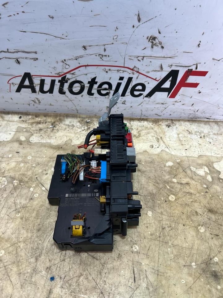 Mercedes W204 SAM Zentralelektrik Sicherungskasten 2049005601