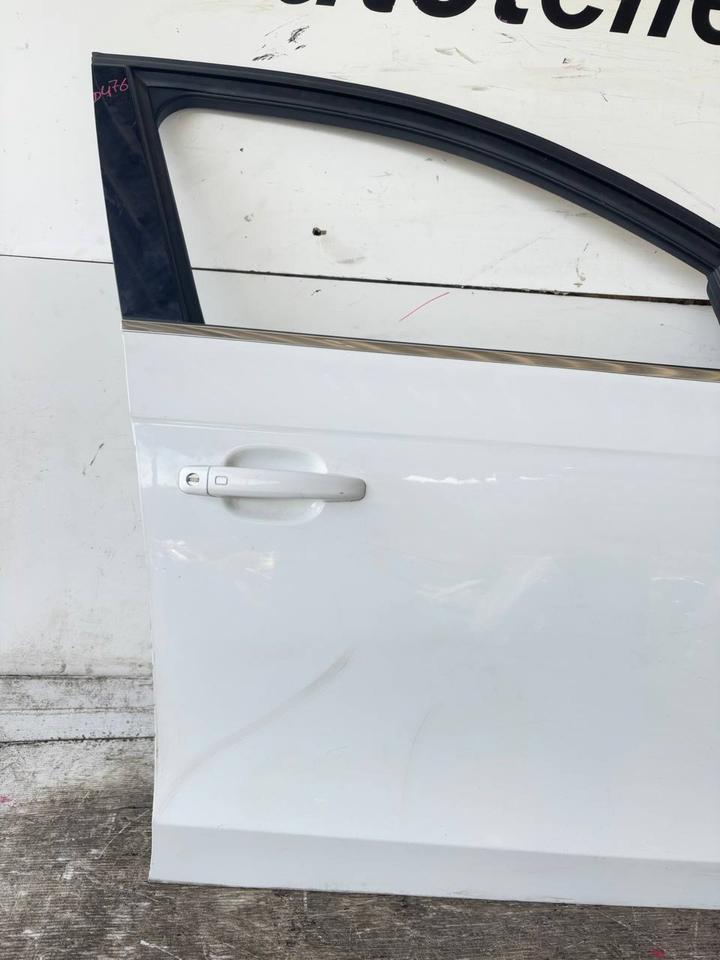 Audi A4 B8 8K Tür Vorne Rechts Beifahrertür LY9C – Bild 7
