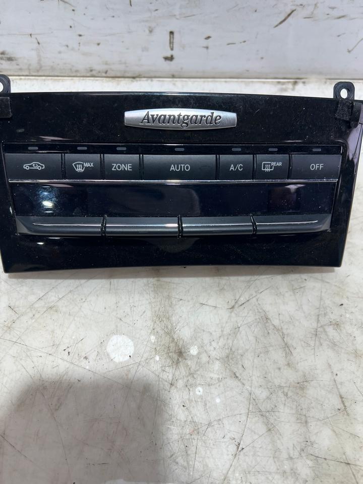 Mercedes E-Klasse W212 Klimabedienteil A2129007404 – Bild 2