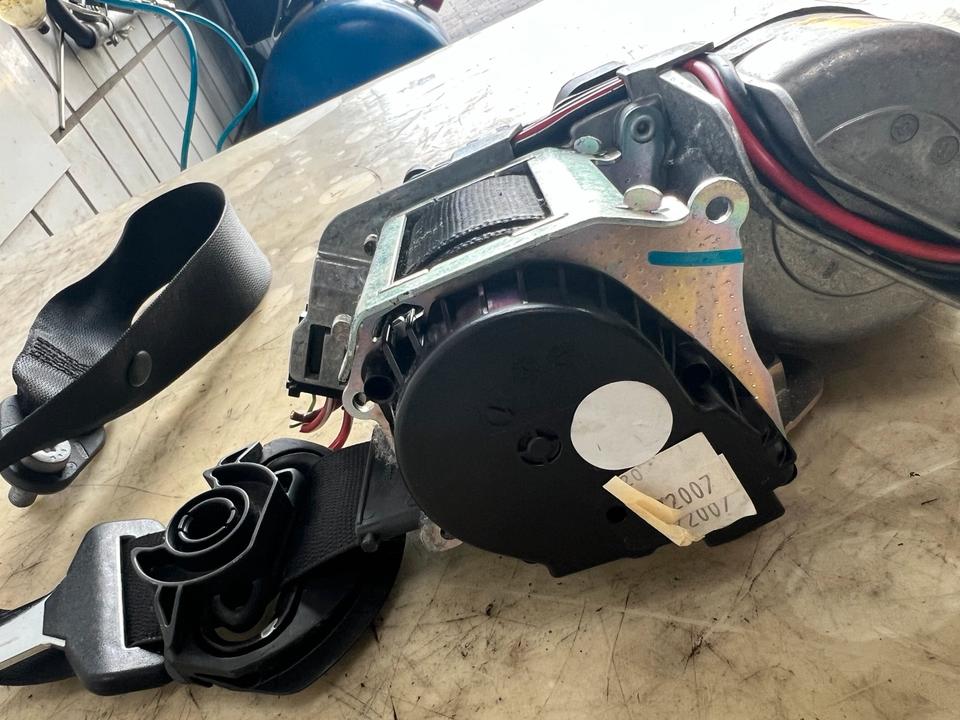 Mercedes S-Klasse W221 Sicherheitsgurt Gurt Vorne Rechts Links – Bild 5