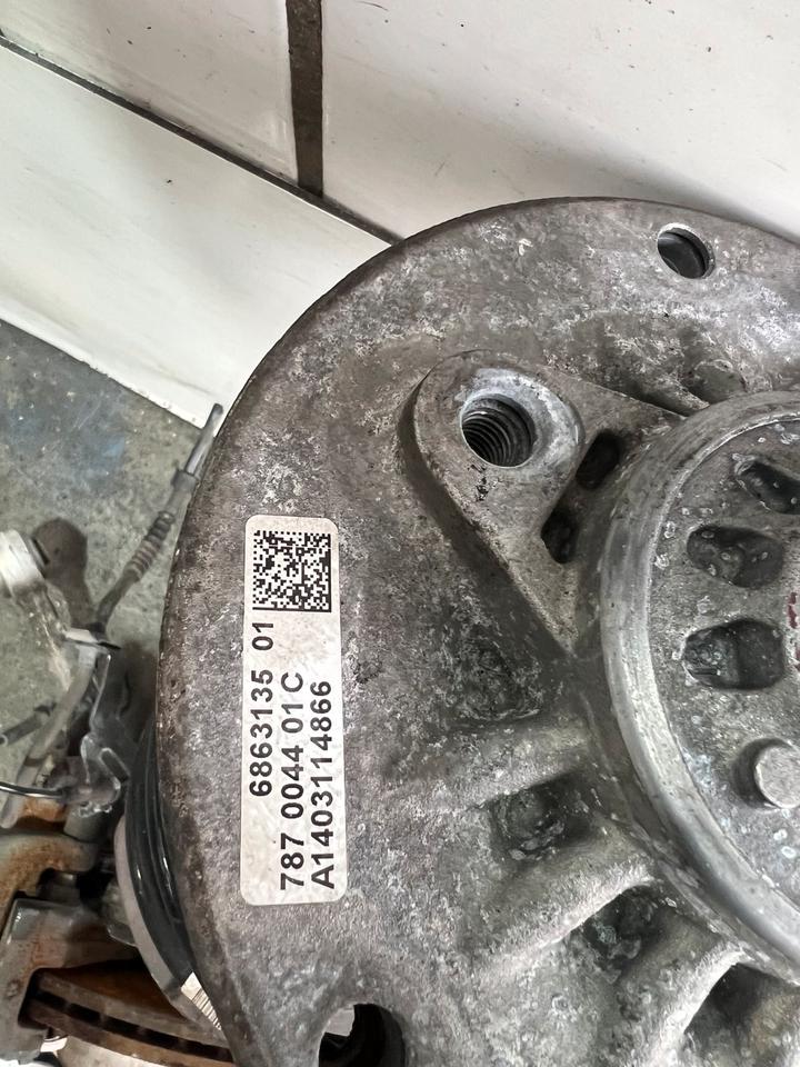 BMW 3er F30 F31 320d Achsschenkel Radnabe Bremssattel Vorne – Bild 18