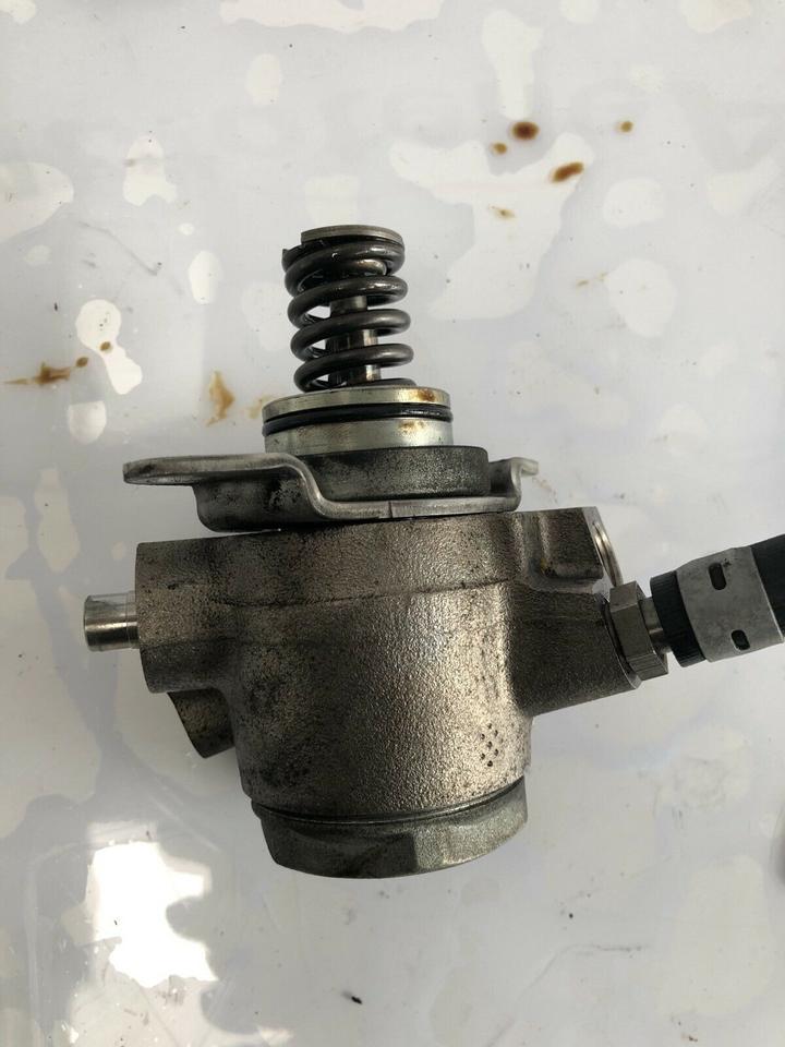 VW Audi A4 B8 8K Hochdruckpumpe Kraftstoffpumpe 06E127025N – Bild 2