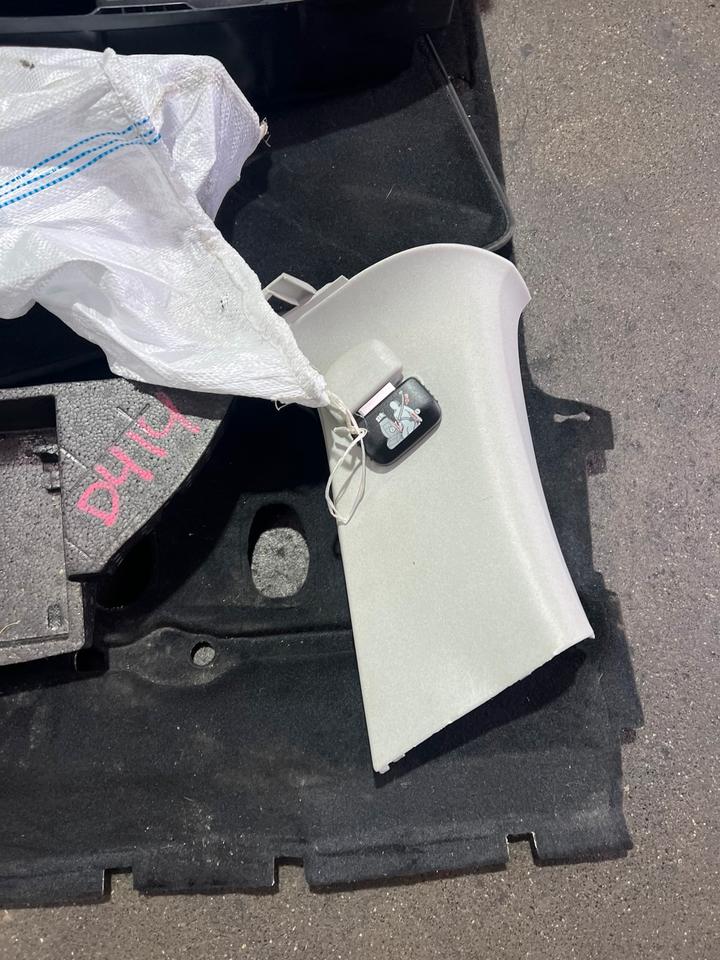 VW Touran 1T1 1T2 GP1 3.Reihe Sitzreihe Rücksitzbank Sitze Hinten – Bild 3