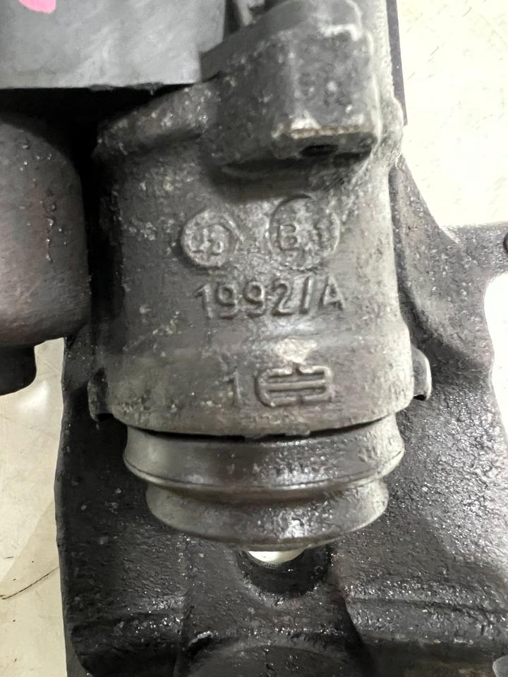 Volvo V60 T3 T4 Bremssattel Sattel Rechts – Bild 4