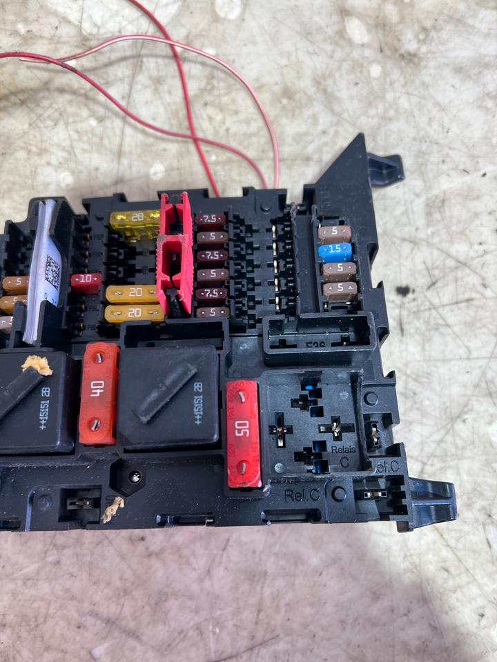 Mini BMW F45 F55 Stromverteiler Basis Sicherungskasten 9270354 – Bild 2