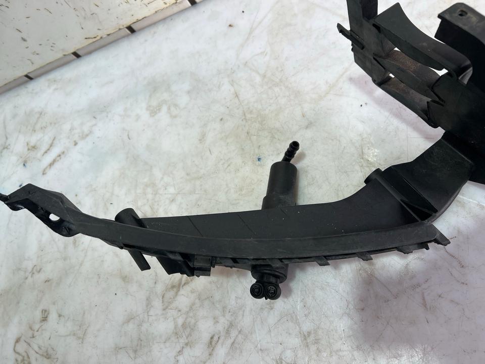 Audi A4 B8 8K Scheinwerfer Aufnahme Vorne 8K0805607 8K0805608 – Bild 12