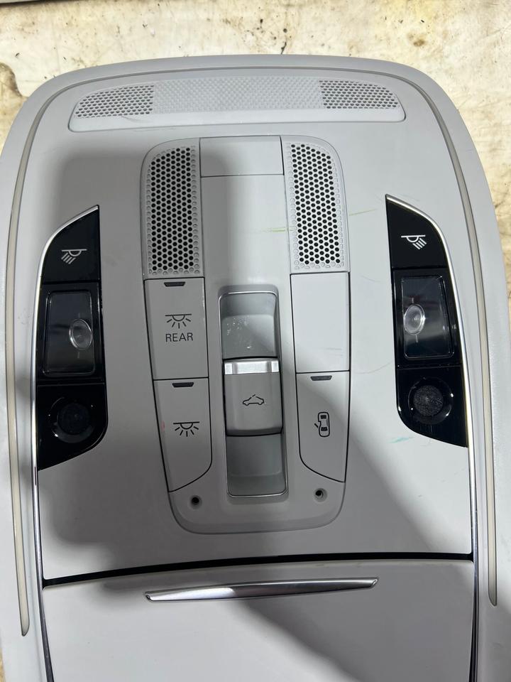 Audi A8 4H Innenleuchte Leseleuchte Dachleuchte 4H0947135G – Bild 3