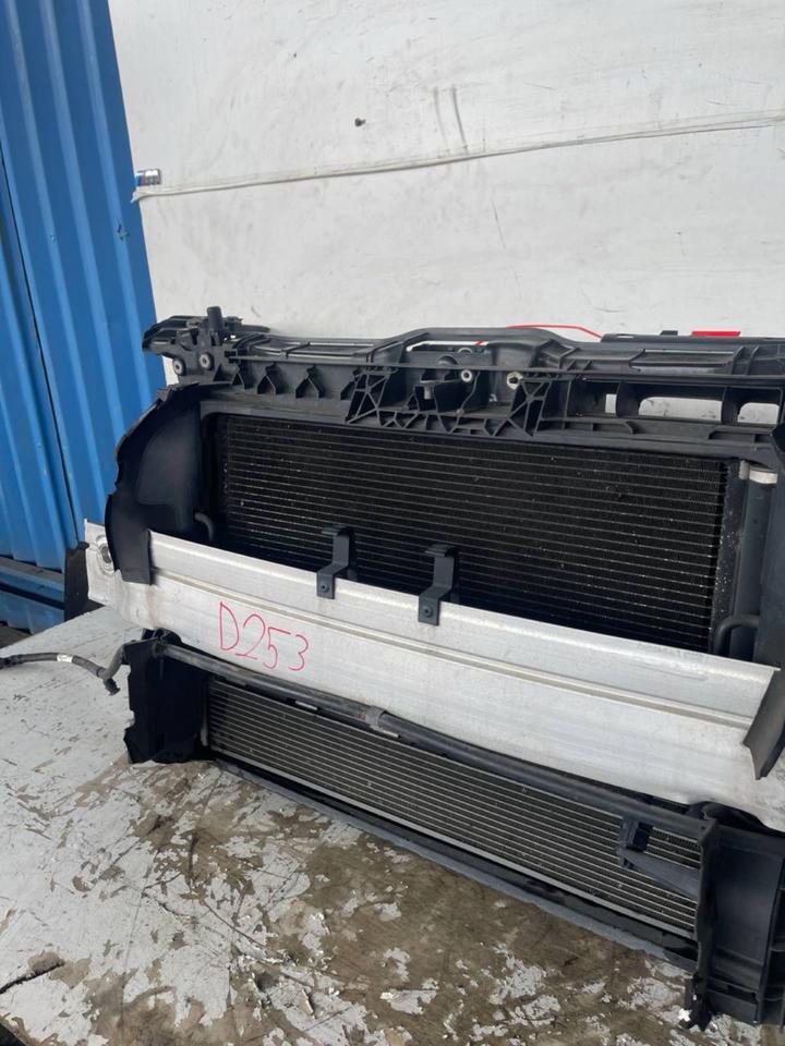 Audi A1 8X Schlossträger Kühlerpaket Frontmaske Vorne – Bild 2