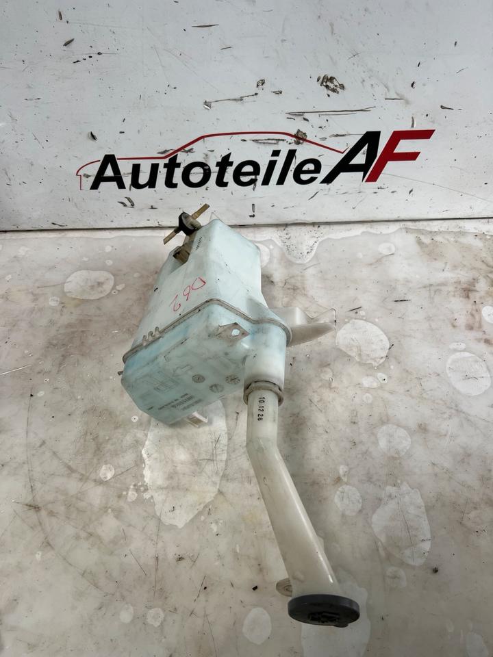 Nissan Micra K13 Wasserbehälter Behälter Vorne