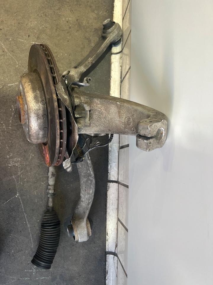 BMW 5er F10 F11 Achsschenkel Radnabe Querlenker Vorne – Bild 13