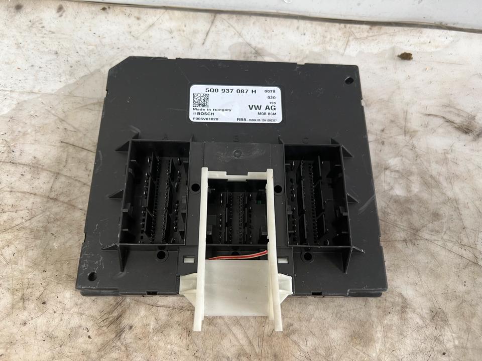 VW Golf 7 VII Bordnetzsteuergerät Steuergerät 5Q0937087H – Bild 2