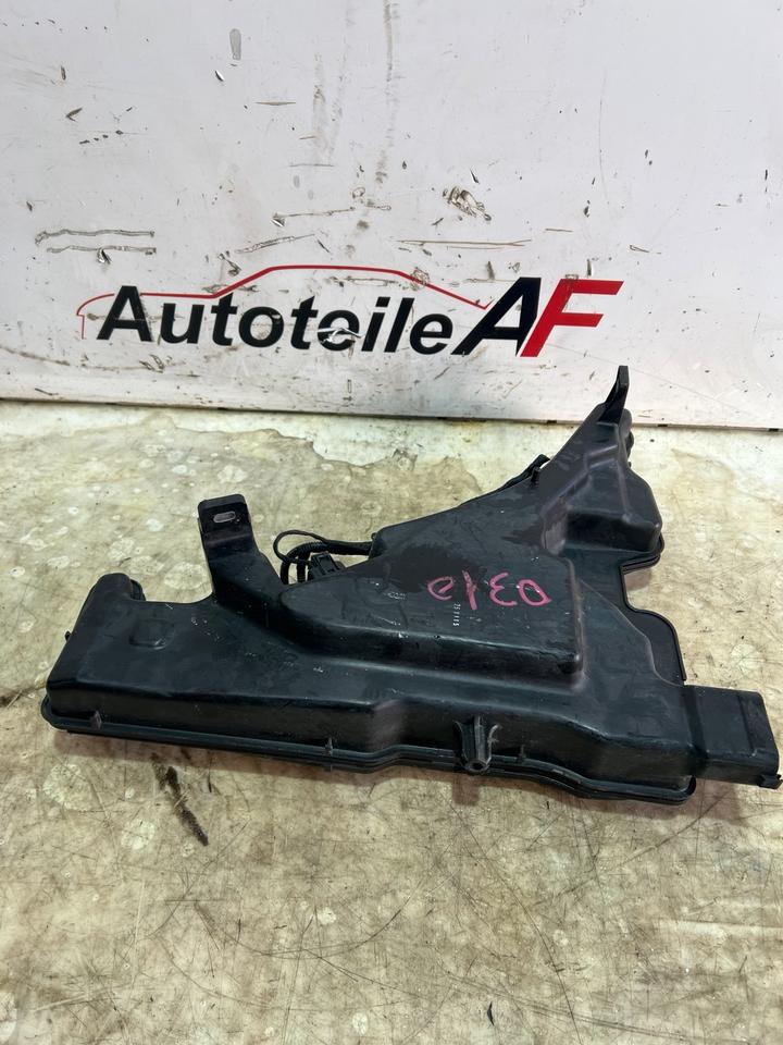 Audi A4 B9 8W Wischwasserbehälter Behälter 8W0955451J