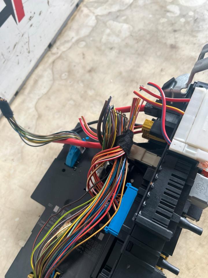 Mercedes S Klasse W221 Steuergerät Sicherungskasten 2129060505 – Bild 5