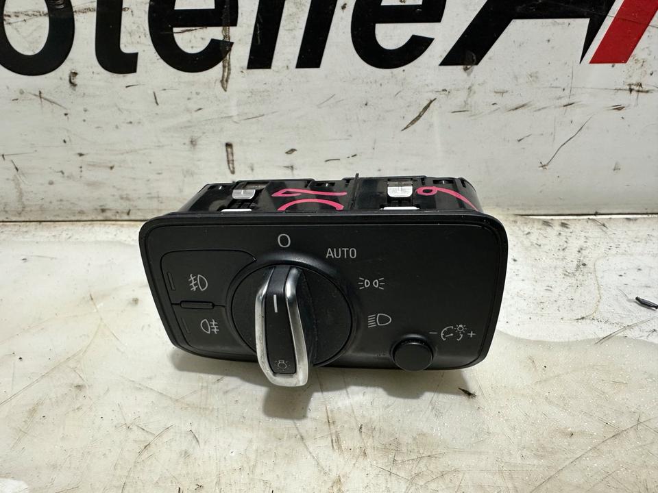 Audi A3 8V Lichtschalter Schlater Lichtsteuerung 8V0941531L – Bild 3