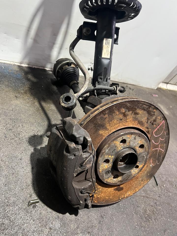 VW Polo 6R Audi A1 8X Achsschenkel Radnabe Bremssattel Vorne – Bild 14