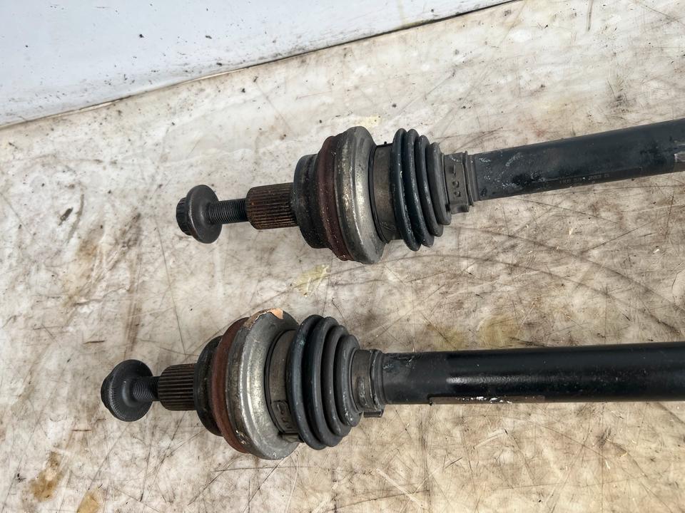 VW Tiguan 5N Antriebswelle Gelenkwelle Hinten 1K0501203 1K0501204 – Bild 6