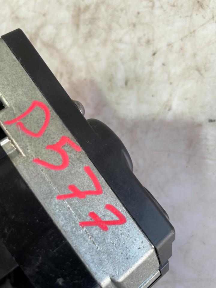 VW Golf 7 VII Heckklappenöffner Rückfahrkamera Hinten 5G0827469E – Bild 4