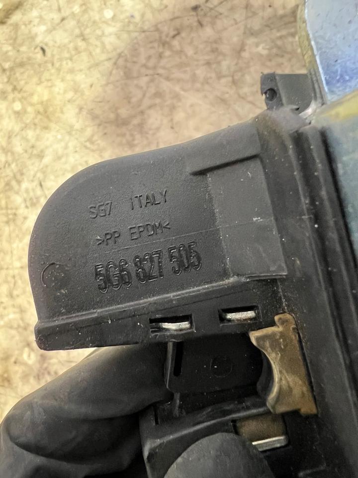 VW Golf 7 VII Tiguan 5N Heckklappenschloss Schloss 5G6827505 – Bild 4