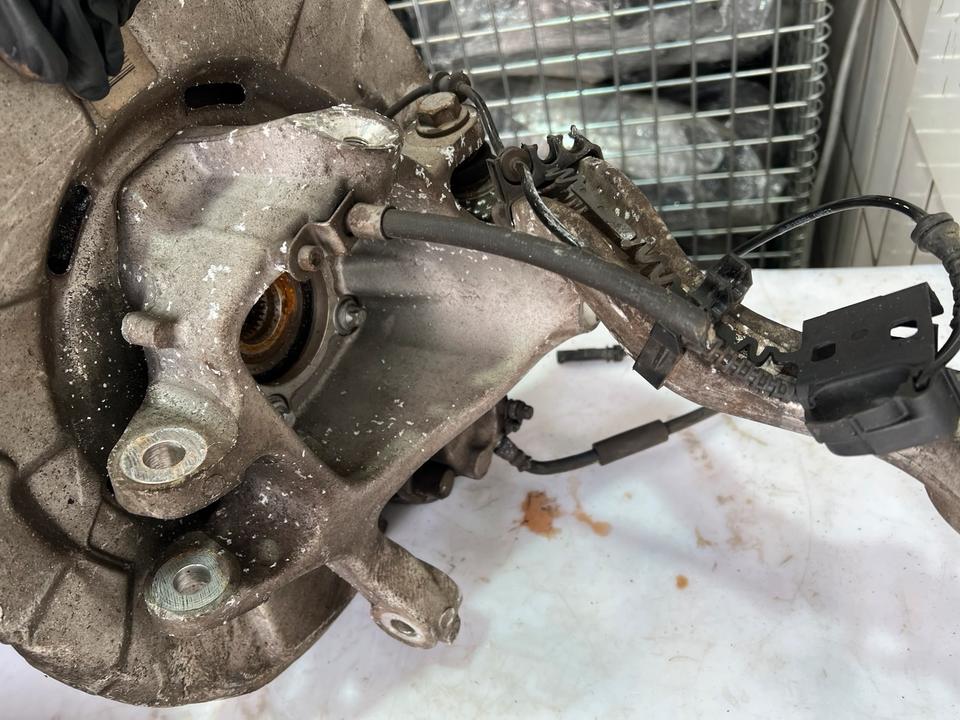 BMW 7er F01 F02 Achsschenkel Radnabe Achse Hinten – Bild 13