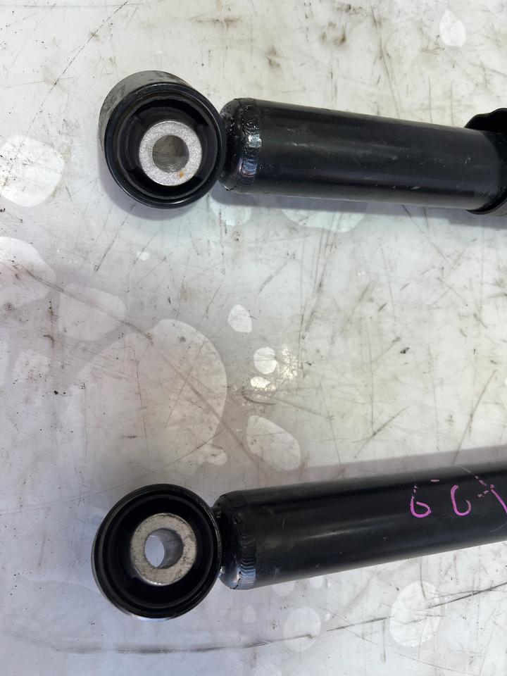 Opel Corsa F Stoßdämpfer Federbein Hinten – Bild 2