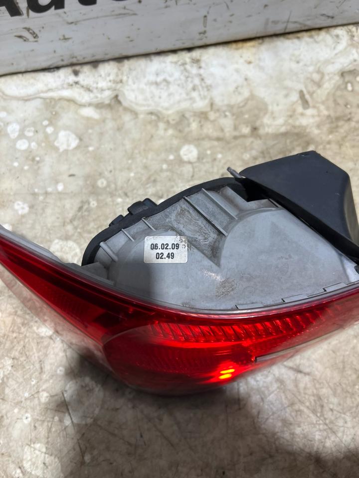 BMW 3er E92 Heckleuchte Rückleuchte Leuchte Hinten – Bild 14