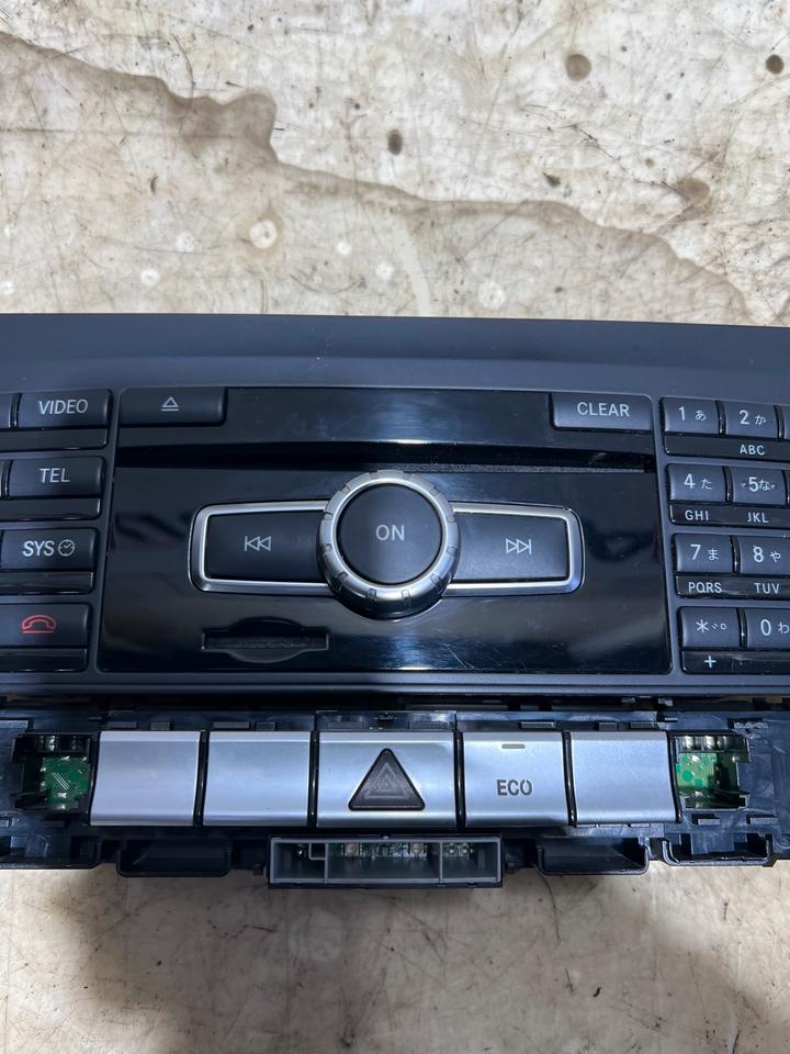 Mercedes W204 Schalterleiste Bedienteil Schalterblock A2049058201 – Bild 2