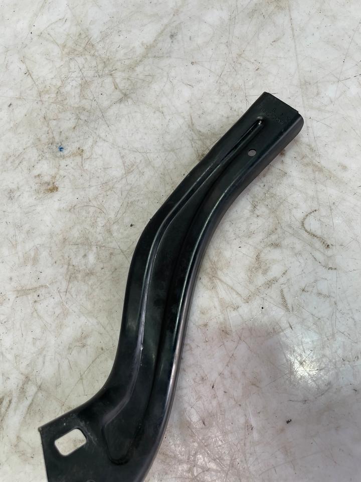 Mercedes E Klasse W212 Scheinwerfer Halter Strebe A2126200285 – Bild 4