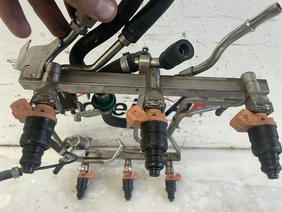 Audi S4 A6 4B 2.7 Turbo Einspritzdüse Injektor Einspritzleiste – Bild 4