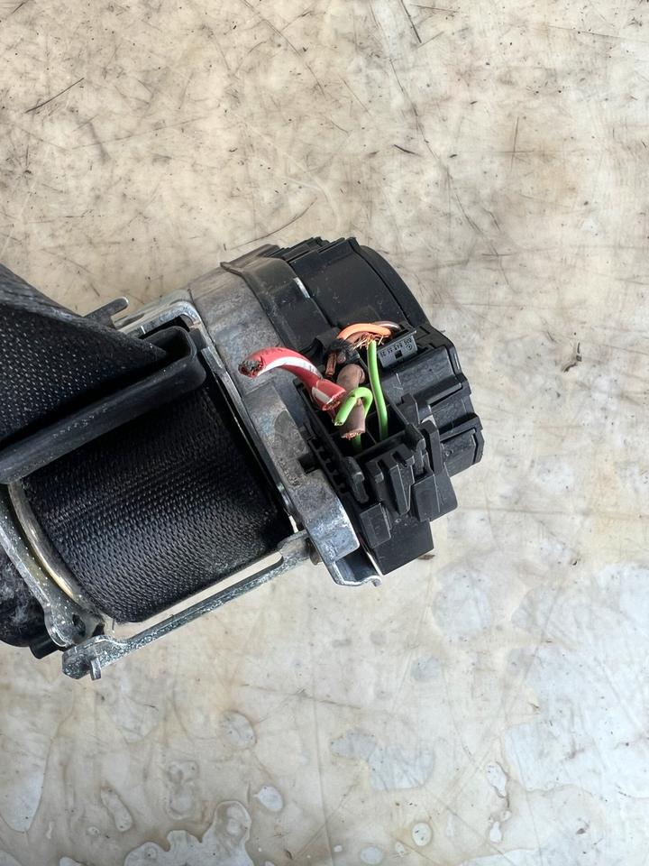 Mercedes S-Klasse W221 Sicherheitsgurt Gurt Vorne Rechts Links – Bild 9