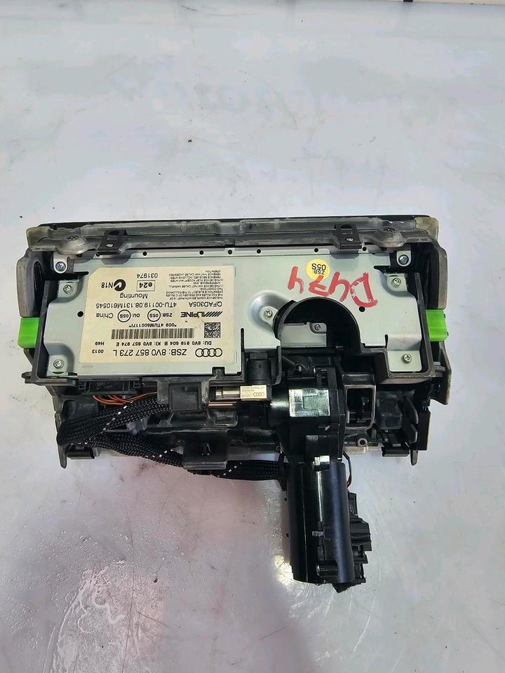 Audi A3 8V Display MMI Bildschirm Navi 8V0857273L – Bild 4