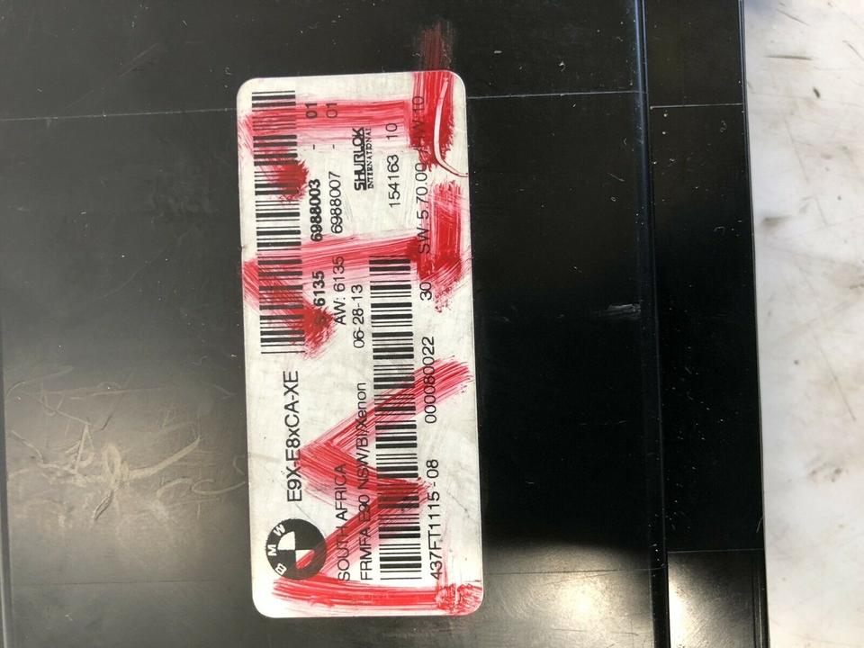 BMW 1er 3er E87 E90 E91 Fußraummodul Steuergerät 6988003 – Bild 5