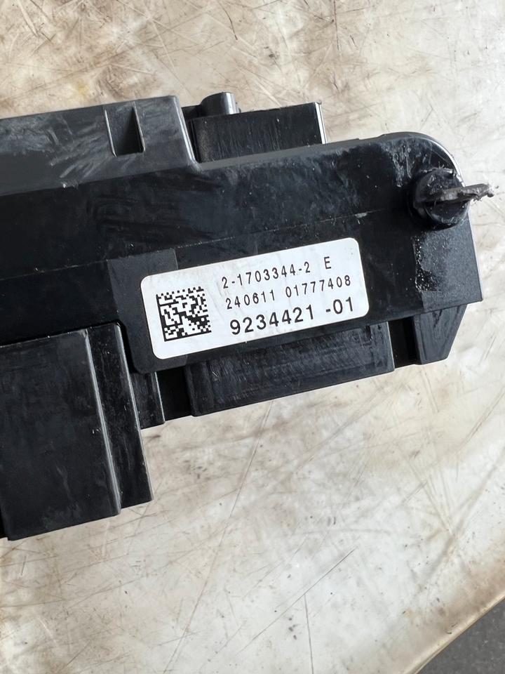 BMW 7er F01 F02 Sicherungskasten 9234421 – Bild 4