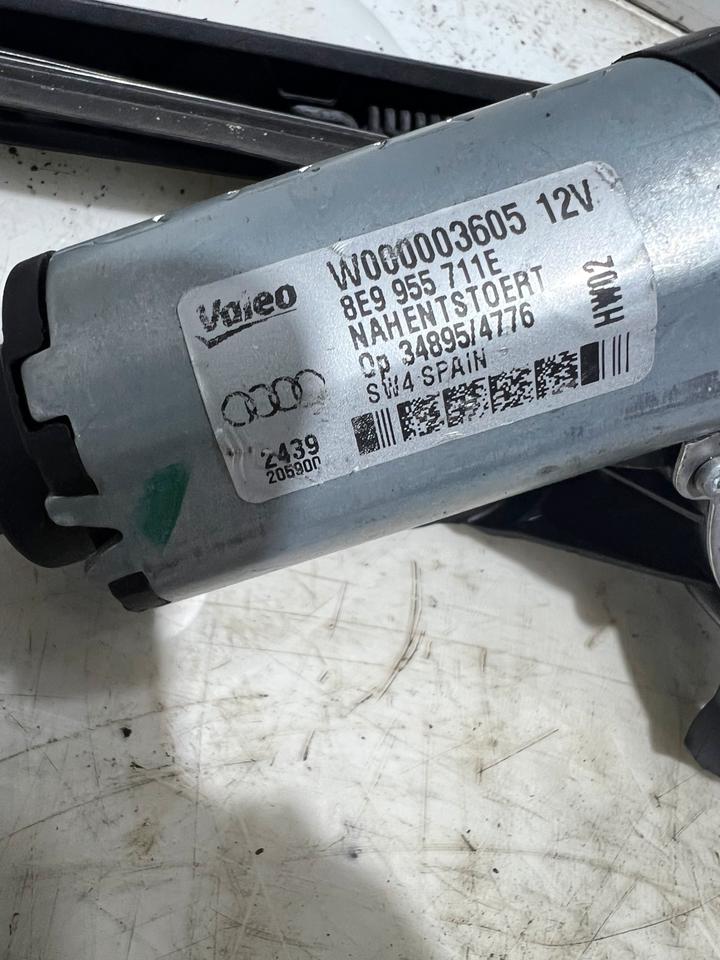 Audi A3 8P Heckscheibenwischermotor Wischermotor 8E9955711E – Bild 3
