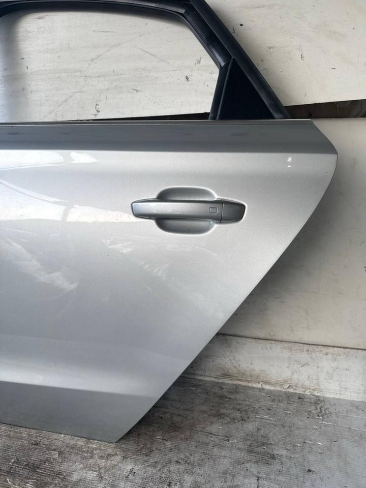 Audi A8 4H Limousine Tür Hinten Links LX7W – Bild 8