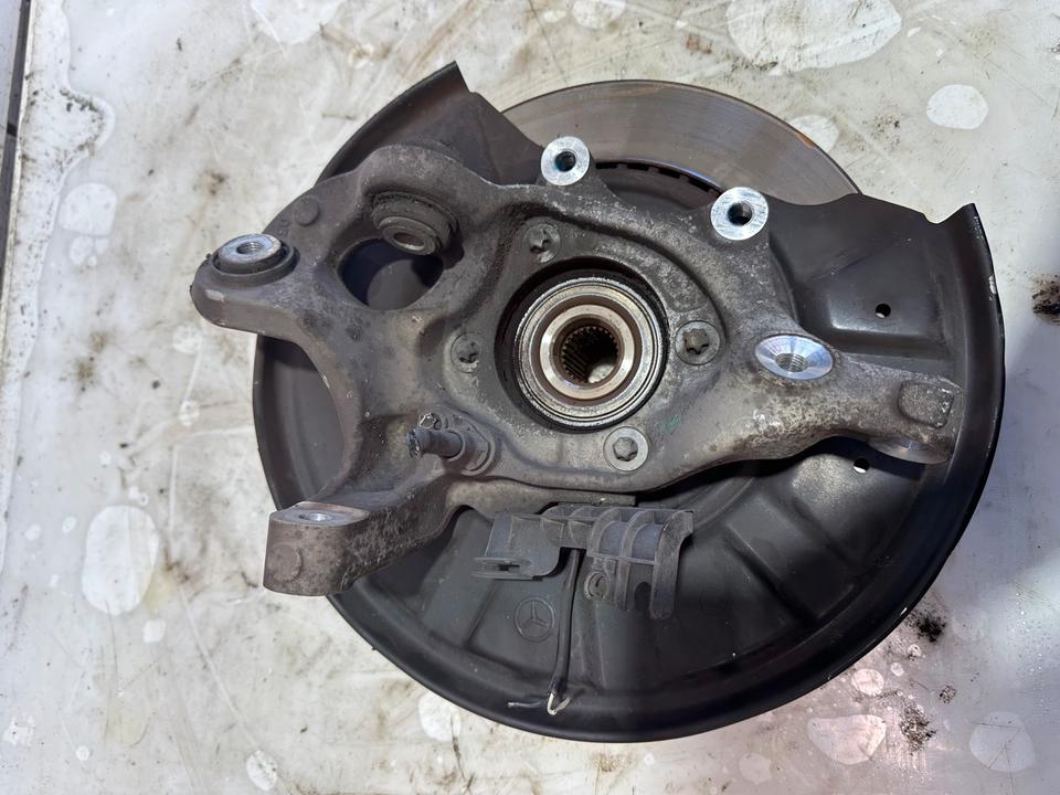 Mercedes W212 E350 CDI Achsschenkel Radnabe Radträger Hinten – Bild 7