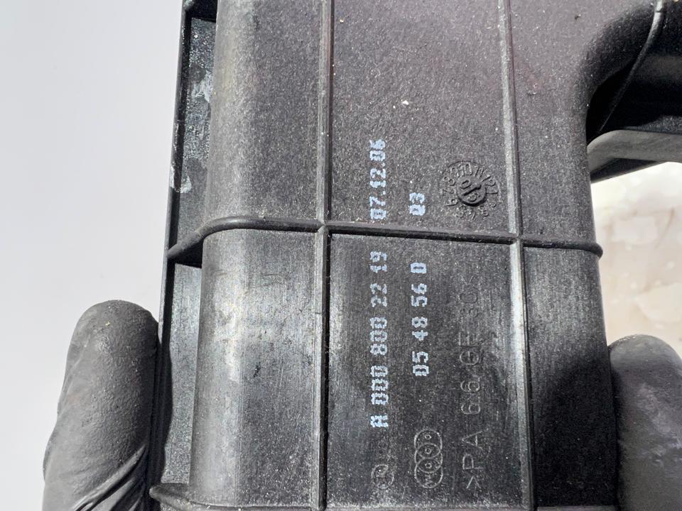 Mercedes W221 Unterdruckspeicher Druckspeicher A0008002219 – Bild 7