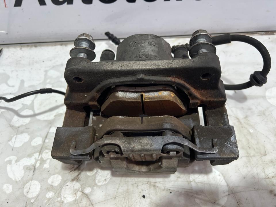 BMW 5er F10 F11 Bremssattel Vorne Links – Bild 7