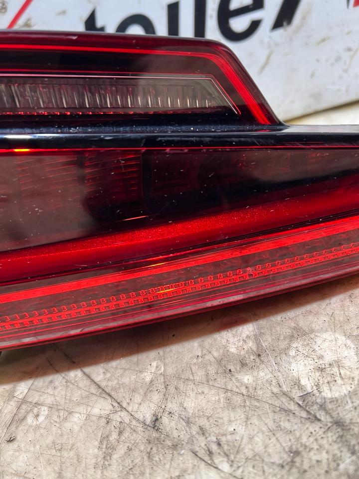 Audi A4 B9 8W Rückleuchte Heckleuchte Innenleuchte Hinten – Bild 11