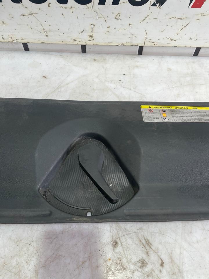 Audi A4 B9 8W Schloßträger Abdeckung Verkleidung Vorne 8W0807081 – Bild 3