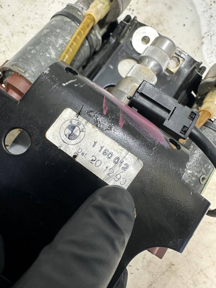 BMW 8er E31 Mantelrohr Lenksäule Zündschloss 1159008 1160012 – Bild 6